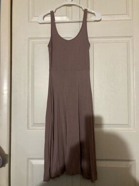 Olivia Rae Sleeveless Mauve Maxi Dress S